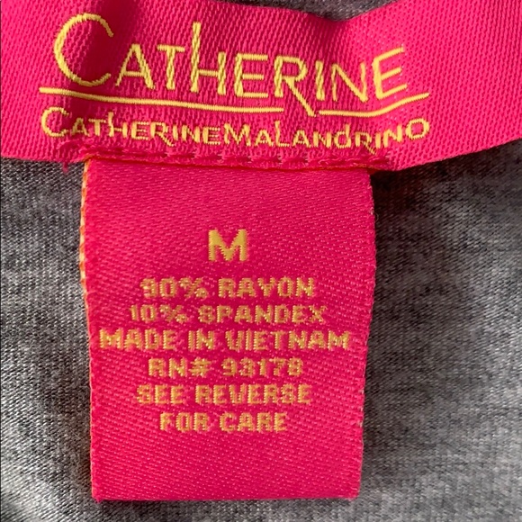 Women’s V-Neck Tie Bottom Tank Top - Picture 3 of 6